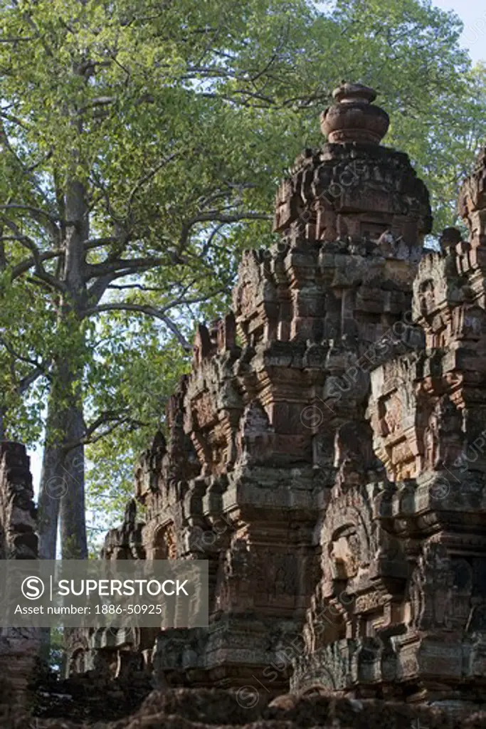 Hindu temple in the inner enclosure of Banteay Srei  in red sandstone, 10th century Khmer architecture at Angkor Wat -  Siem Reap, Cambodia