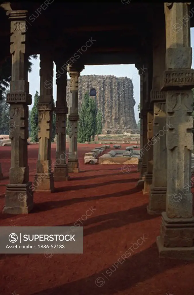 Carved columns of the QUITAB MINAR complex, with the first mosque in India - DELHI, INDIA