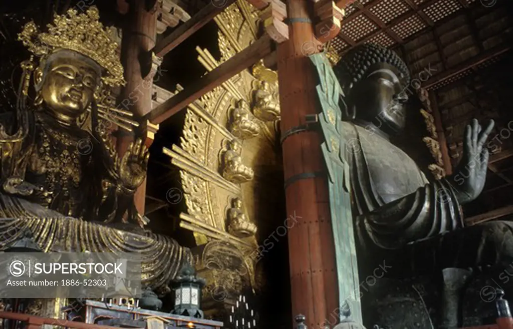 Largest BRONZE BUDDHA inside TODAIJI TEMPLE, the largest wooden structure of its age in the world  - NARA, JAPAN