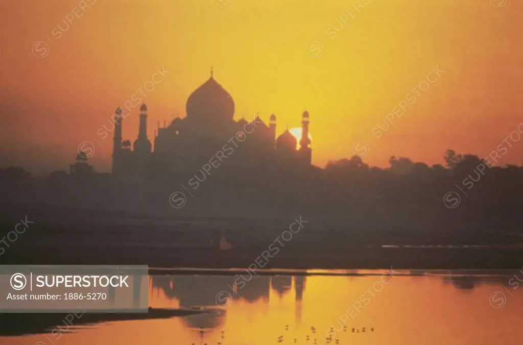 Taj Mahal at Sunrise - India.