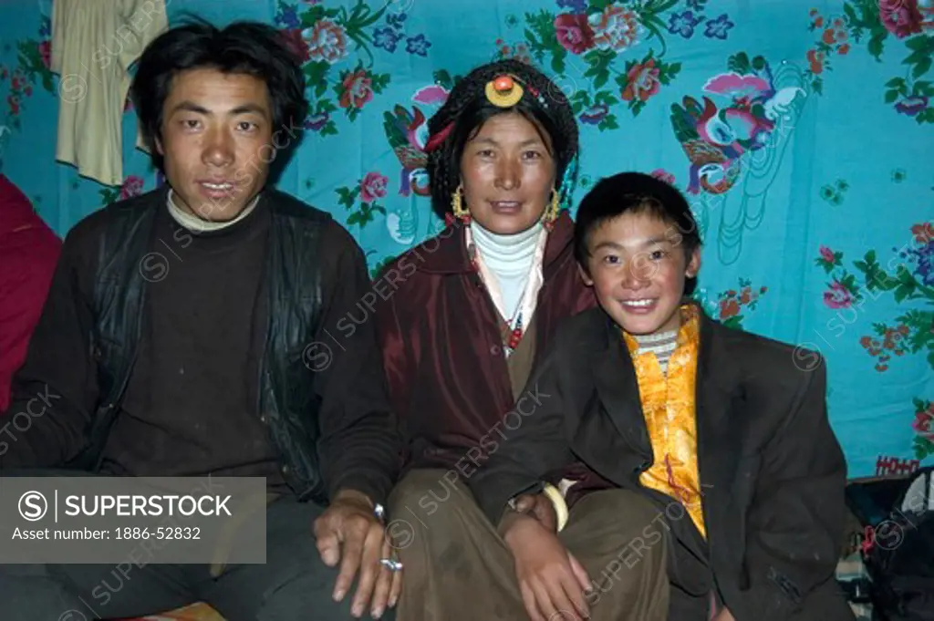 Zha Xi Lang Jia Rimpoche relatives at Katok Dorjeden Monastery - Kham, (eastern, Tibet), Sichuan Province, China