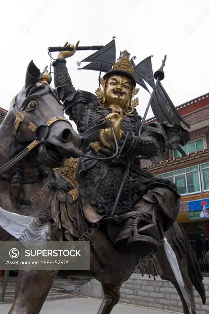 Statue of Ling Kesar in downtown Litang - Kham, Sichuan Province, China, (Tibet)