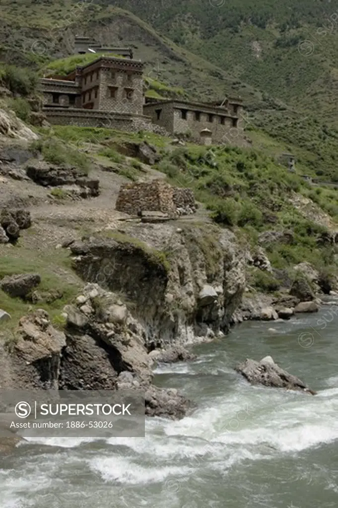 The Dab-chu river and Tibetan style houses  in Dabpa County, Kham - Sichuan Province, China, (Tibet)