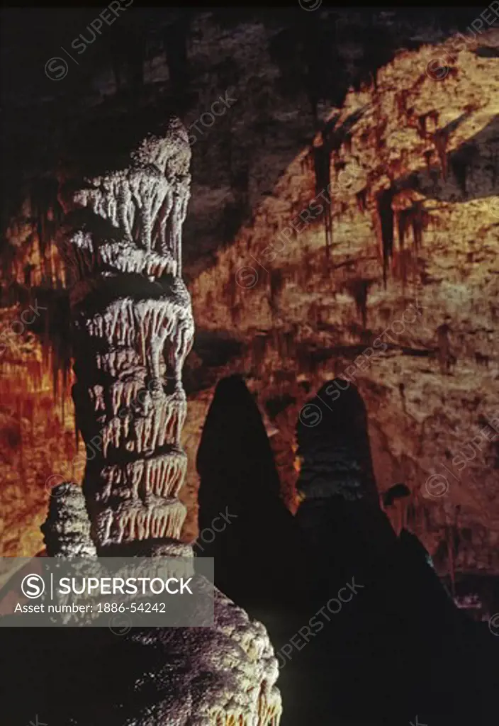 LIMESTONE FORMATIONS inside the caves of CARLESBAD CAVERNS NATIONAL PARK - NEW MEXICO
