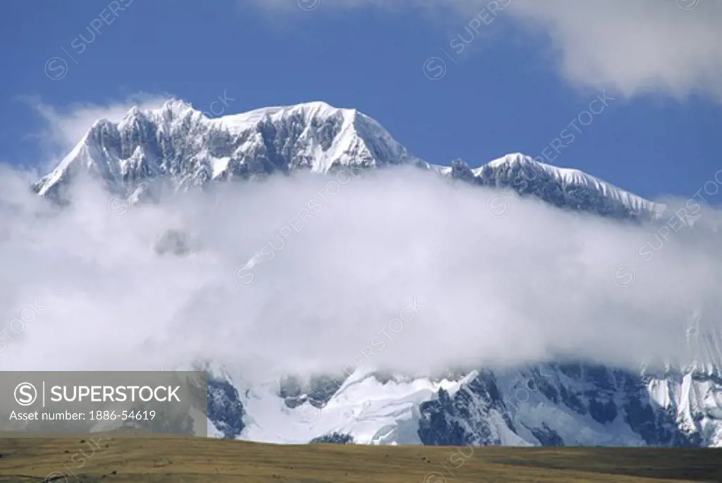 The beautiful & massive NEVADO AUZANGATE rises to a height of 20,900 feet in the PERUVIAN ANDES