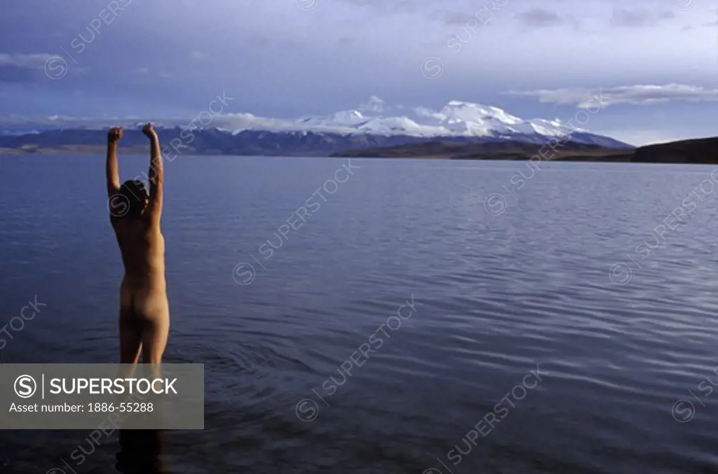 Bathing in LAKE MANASAROVAR (4550M) purifies past misdeeds for both BUDDHIST & HINDU PILGRIMS - KAILASH, TIBET