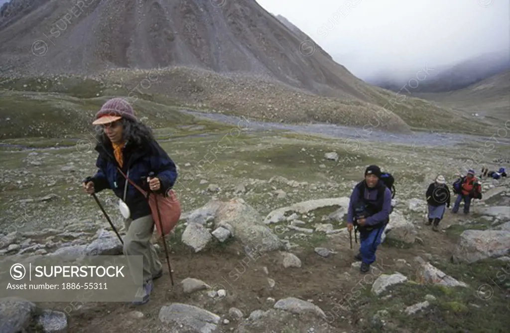 TREKKING around MOUNT KAILASH (6638 Meters), the most sacred HIMALAYAN PEAK for BUDDHISTS & HINDUS alike - TIBET