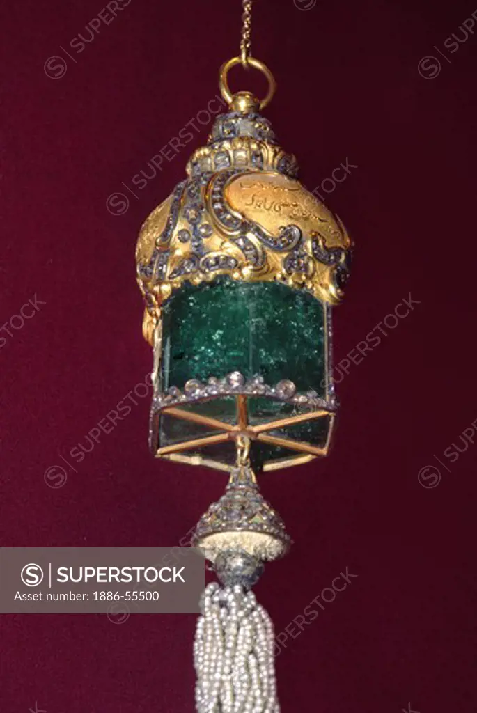 Giant emerald pendant from the Ottoman Empire Treasury - Topkapi Palace Museum - Istanbul, Turkey