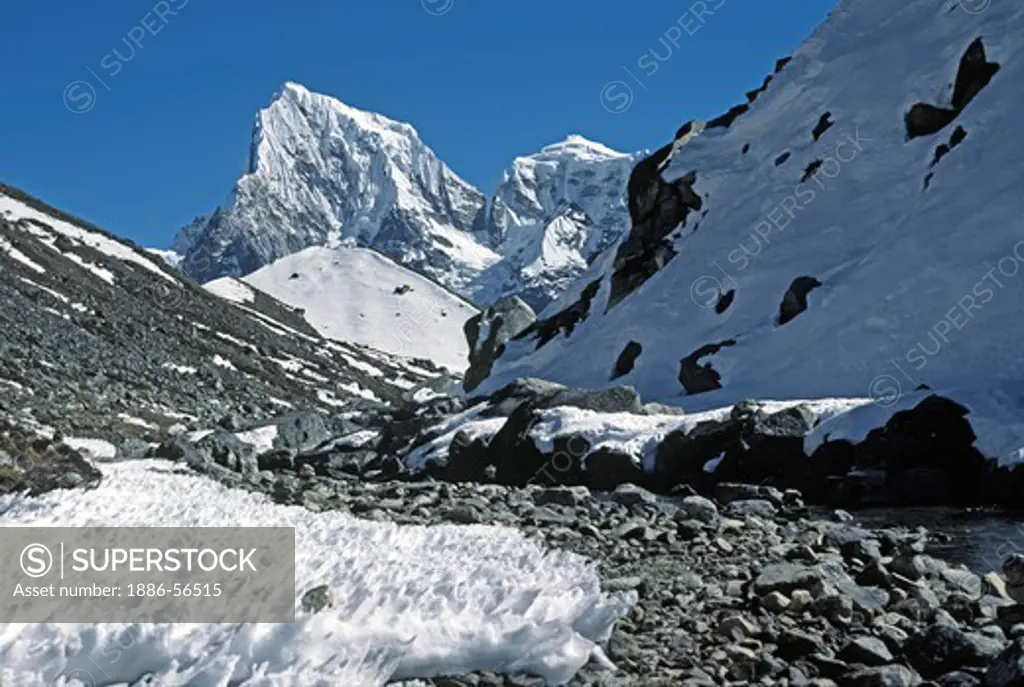 Cholatse (6440 Meters) as seen from the Gokyo Valley - KHUMBU DISTRICT, NEPAL