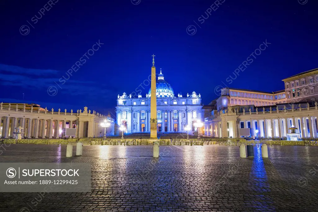 St. Peter's Square and St. Peter's Basilica; Rome, Lazio, Italy