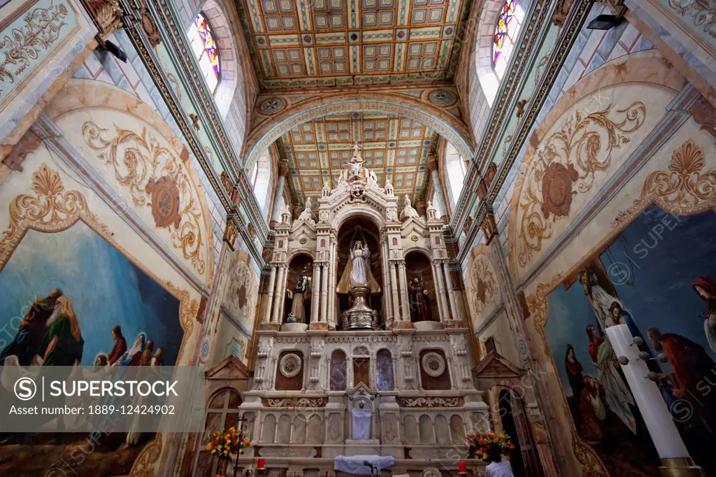 Main Altarpiece Of The Santo Domingo Church, Cuenca, Azuay, Ecuador