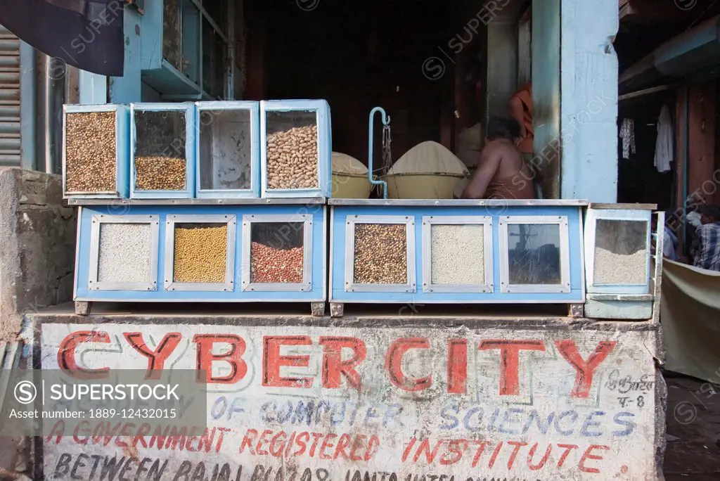 Nut Vendor, Patna, Bihar, India