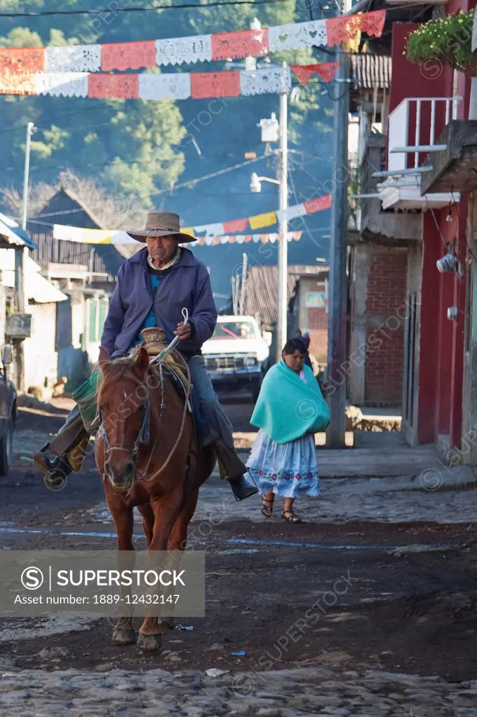 Man On Horseback, Angahu