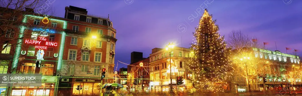 Dublin, O Connell, Christmas Tree And Lights,