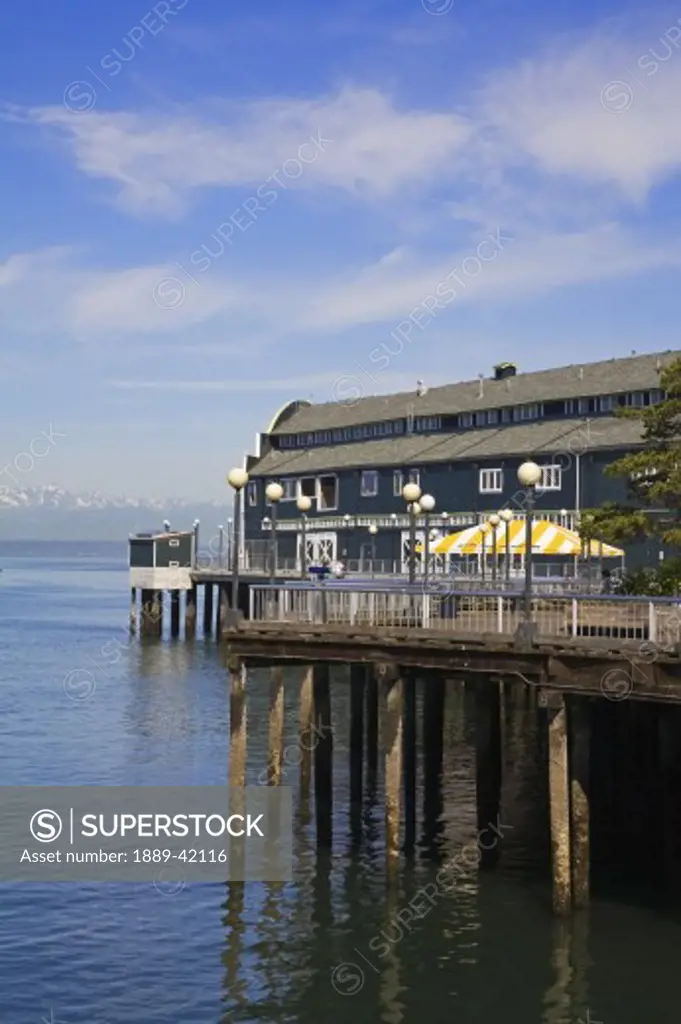 Waterfront Park on Pier 59; Seattle, Washington State, USA