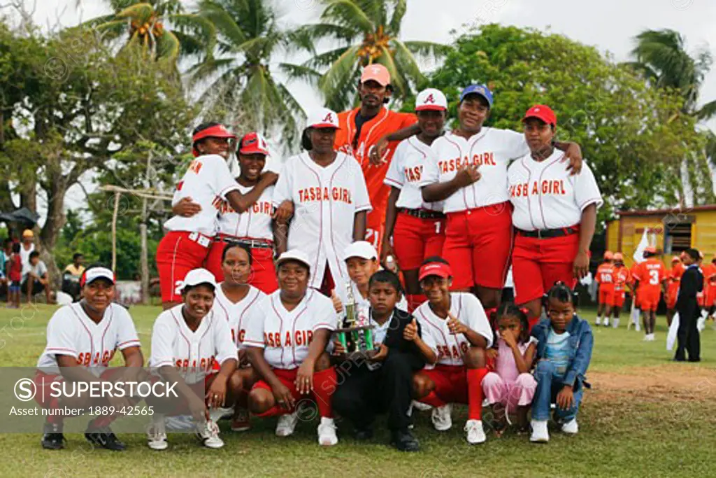 Tasbapauni, Nicaragua; Portrait of sporting team