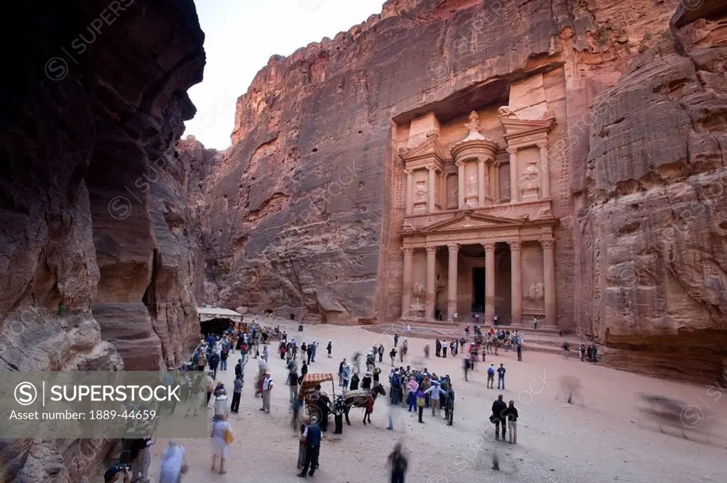 Al Khazneh in Petra with visitors