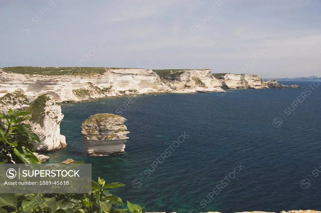 cliffs on the mediterranean sea, bonifacio, corsica, france