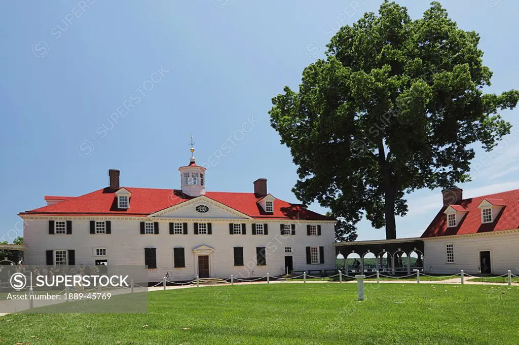 plantation home of george washington, mount vernon, virginia, usa