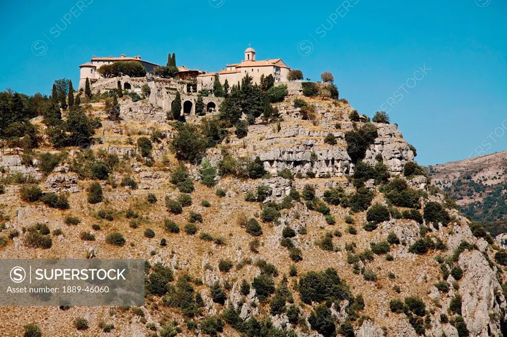 gourdon, provence, france, houses on the top of a mountain