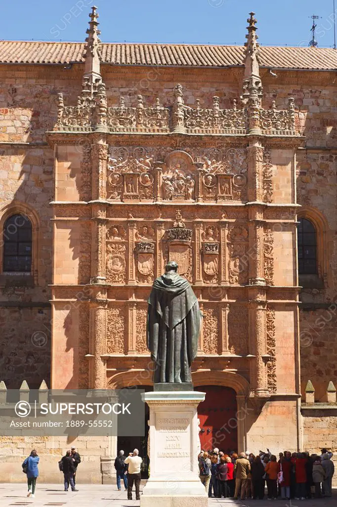 statue of augustinian friar fay luis ponce by nicasio sevilla in front of the 16th century plateresque, salamanca, salamanca province, spain