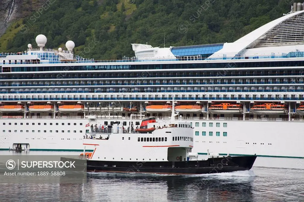 Grand Princess cruise ship and ferry in Aurlandsfjord, Flam Village, Sognefjorden, Western Fjords, Norway, Scandinavia