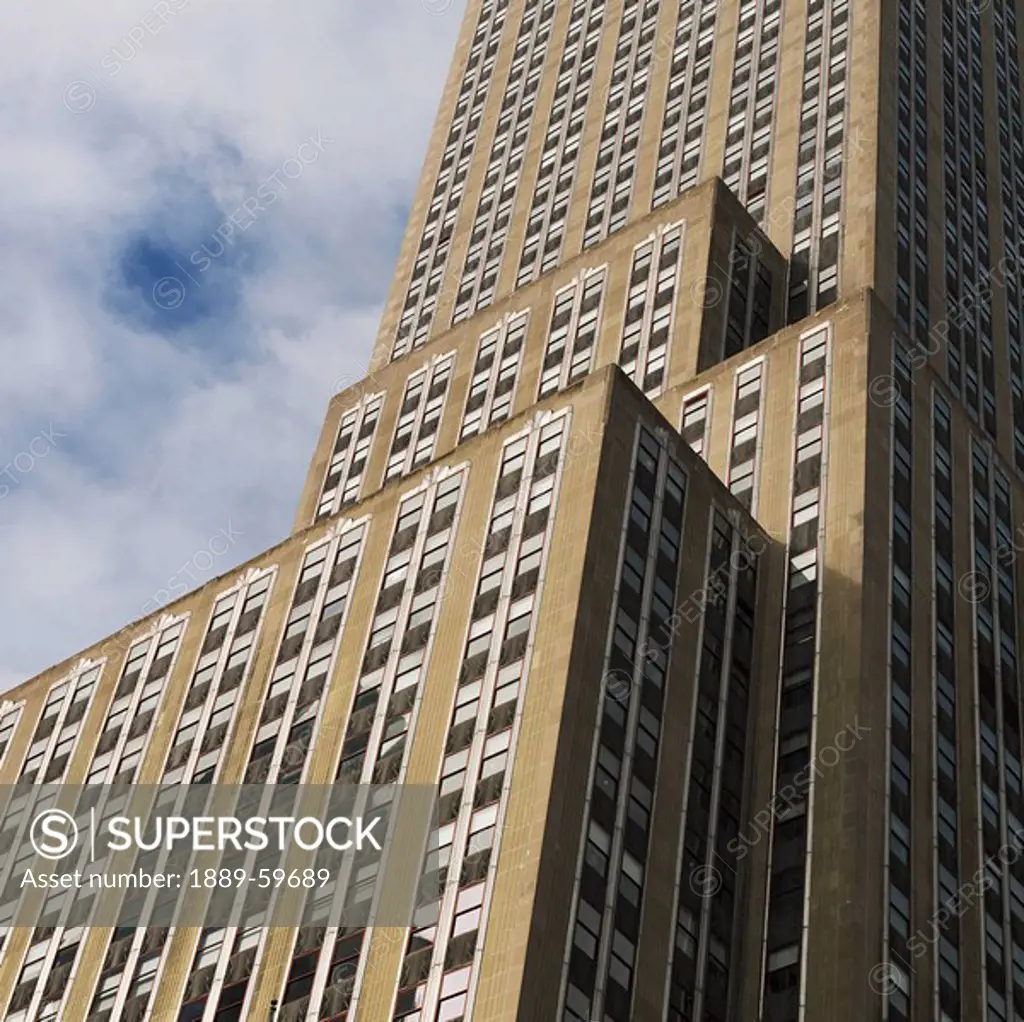 Exterior of Empire State Building, Manhattan, New York, USA