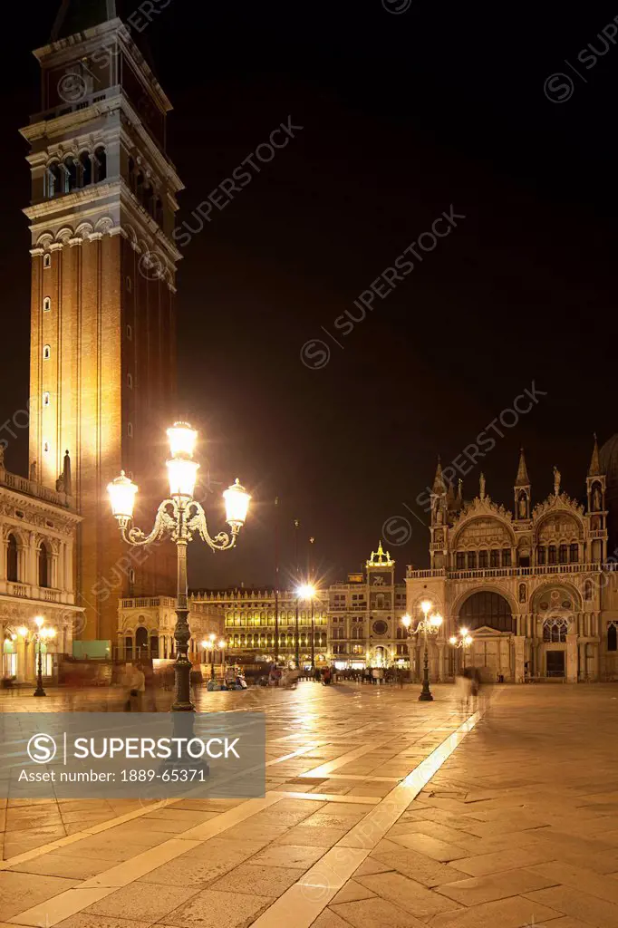 st. mark´s square and st. mark´s basilica and bell tower at night, venice italy