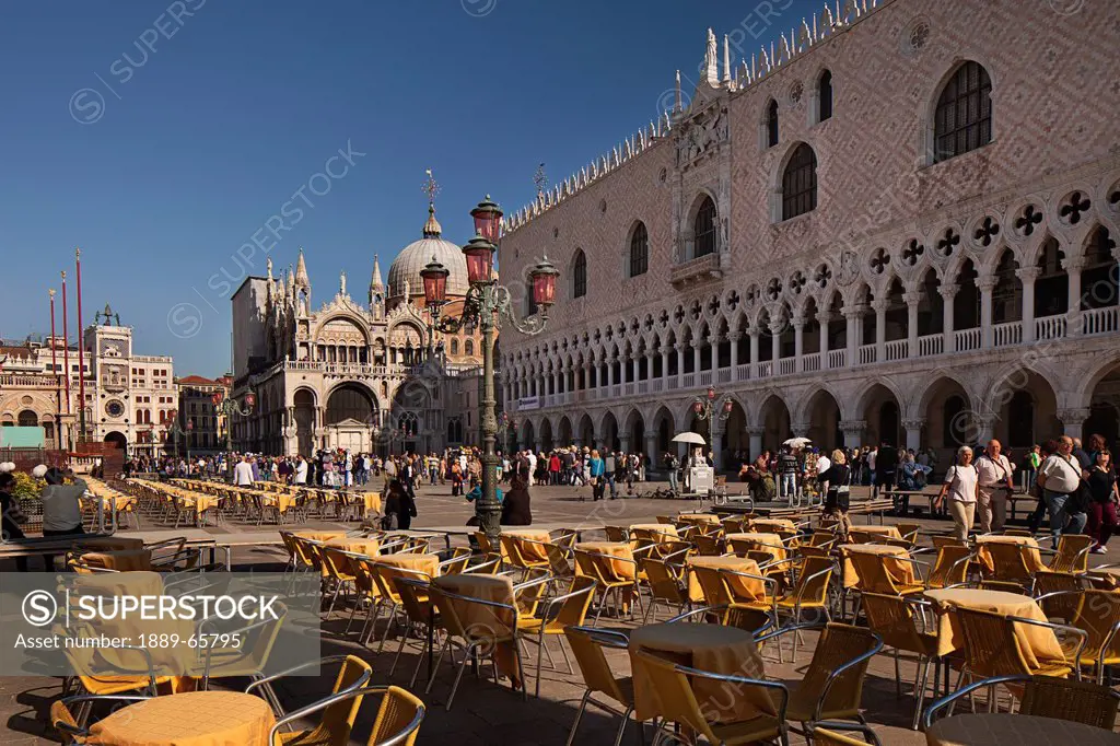 st. mark´s square and doge´s palace, venice italy