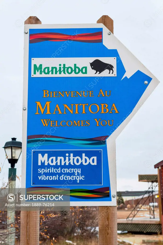 A sign saying manitoba welcomes you, churchill manitoba canada