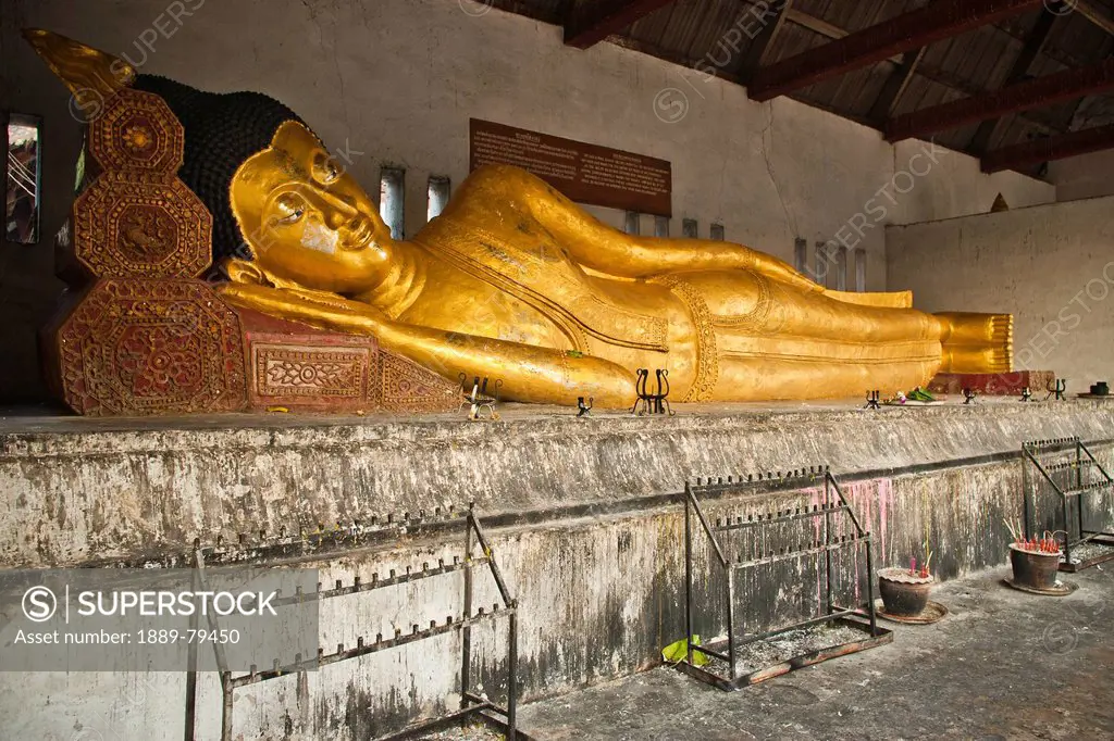 Wat Chedi Luang, Chiang Mai Thailand