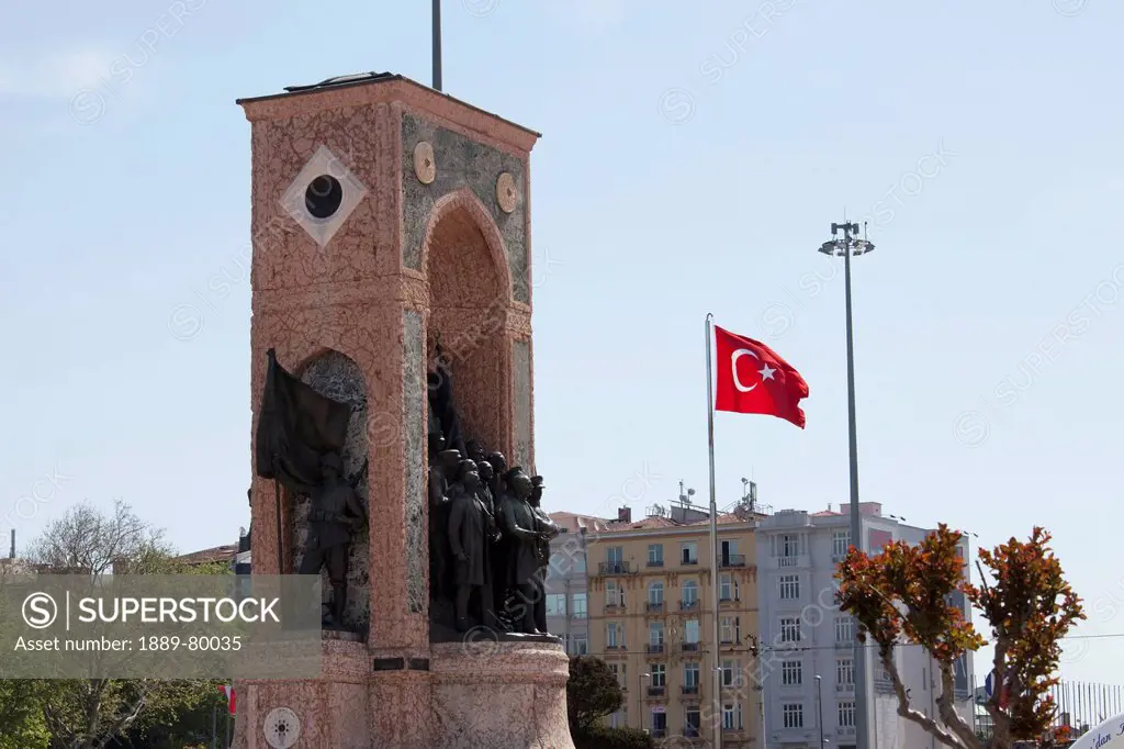 independance monument commemorating kemal ataturk in taksim square, istanbulturkey