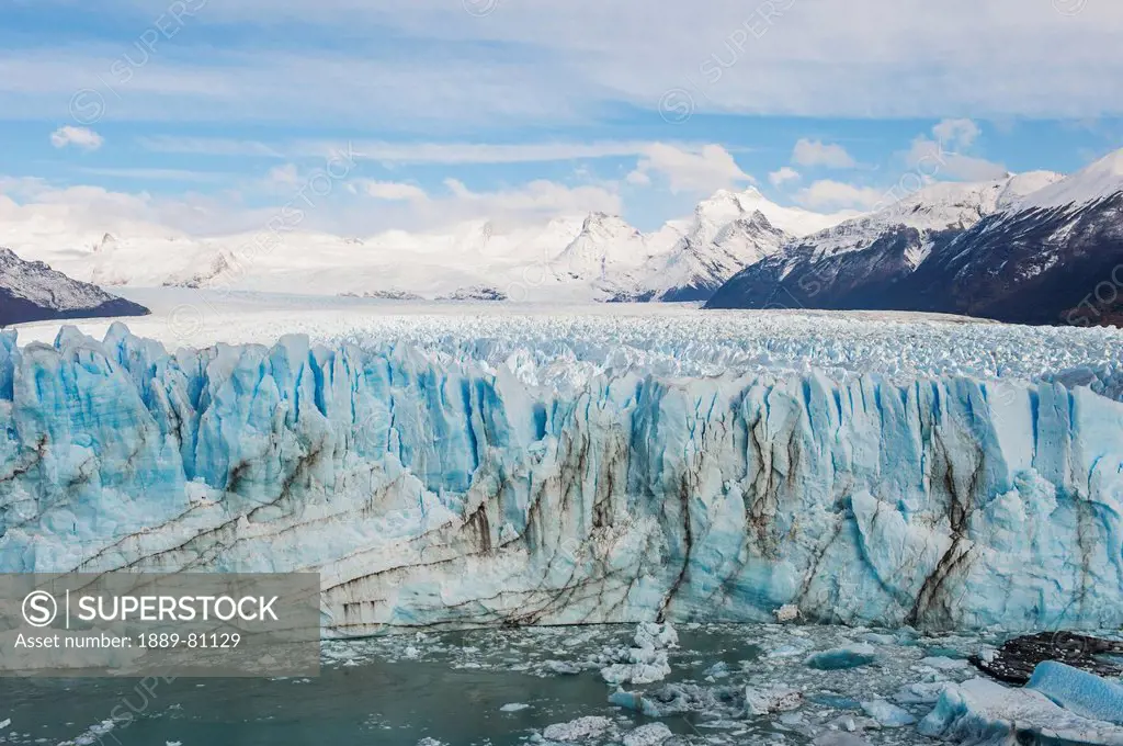 Perito moreno glacier in autumn, patagonia argentina