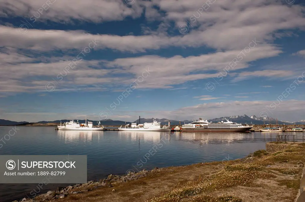 Ships in the harbour, ushuaia, tierra del fuego, argentina