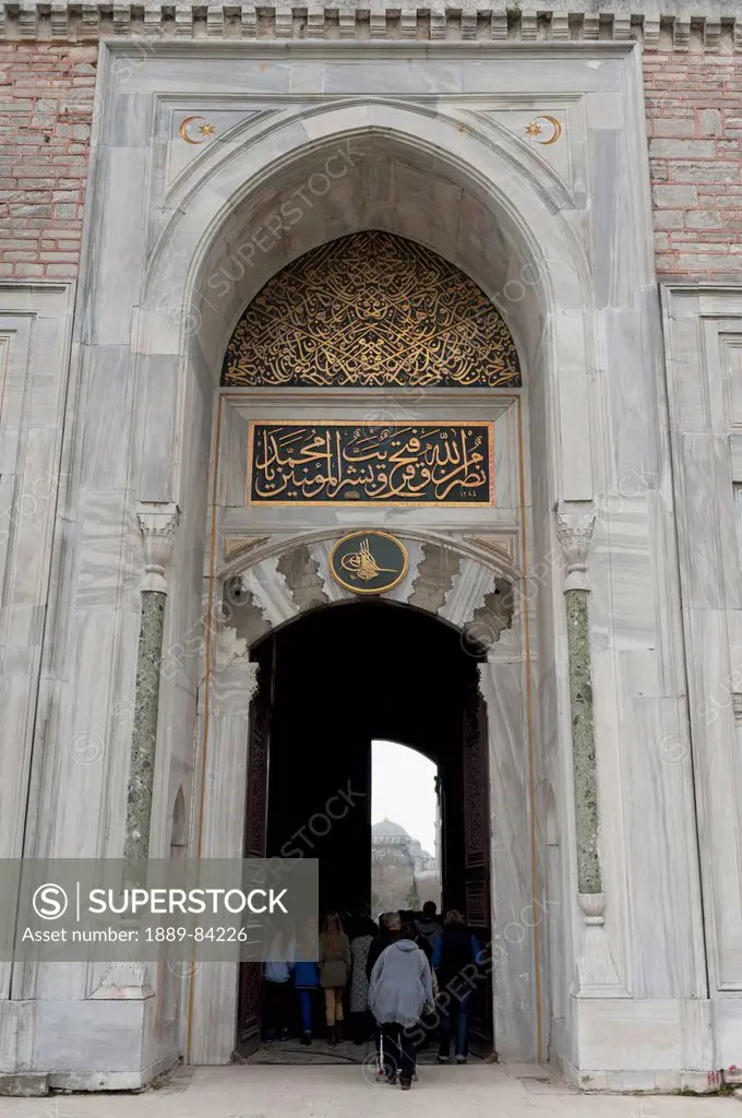 Imperial Gate Of Topkapi Palace, Istanbul Turkey