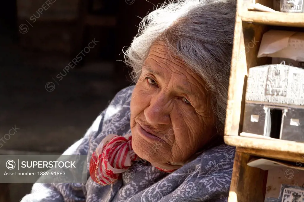 Old Aymara woman, La Paz, Bolivia