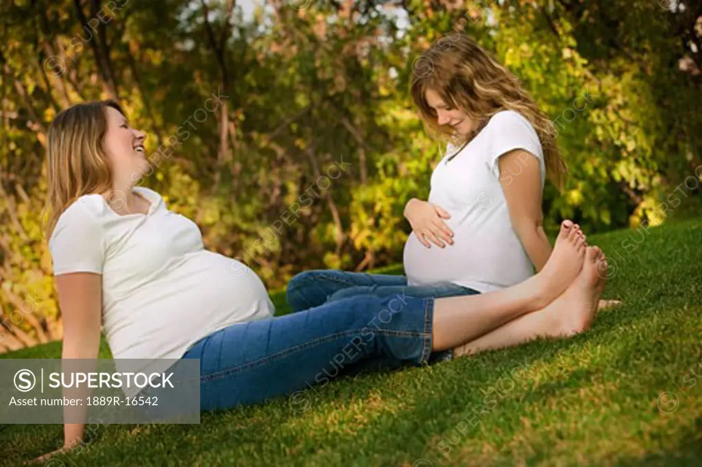 Two pregnant women