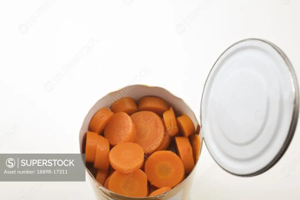 Sliced carrots in a tin can