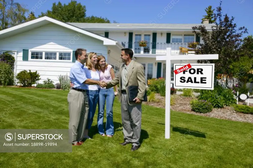 Realtor sells a house