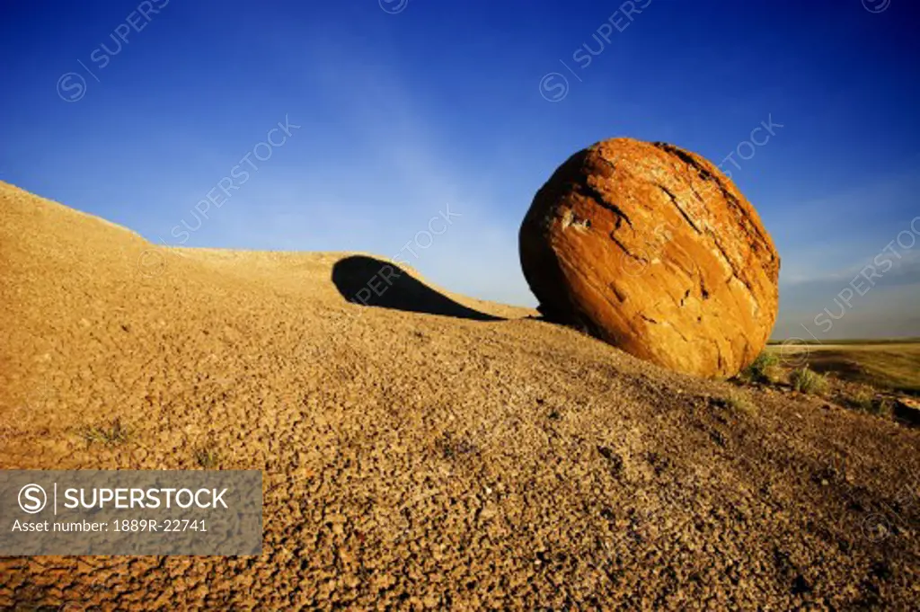 Red rock boulder