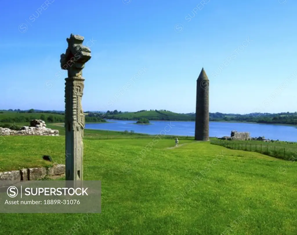 Co Fermanagh, Lower Lough Erne, Devenish Island, 12c Round Tower, Augustinian Abbey, Ireland