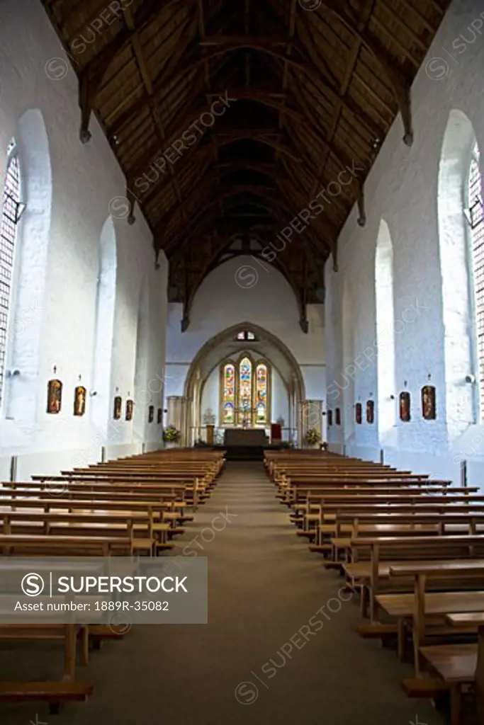 Sanctuary of Duiske Abbey, Graiguenamanagh, County Kilkenny, Ireland, Europe  