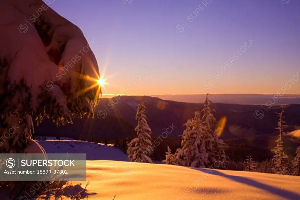 Sunrise, Cascade Mountains, Oregon, USA