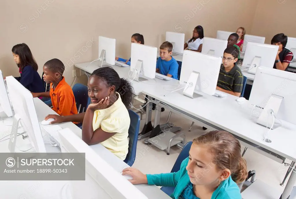 students in computer class