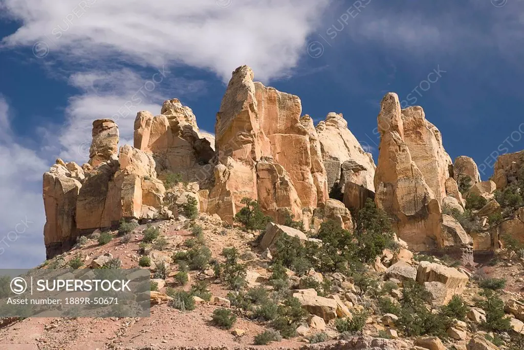 utah, united states of america, sandstone cliffs at grand staircase_escalante national monument