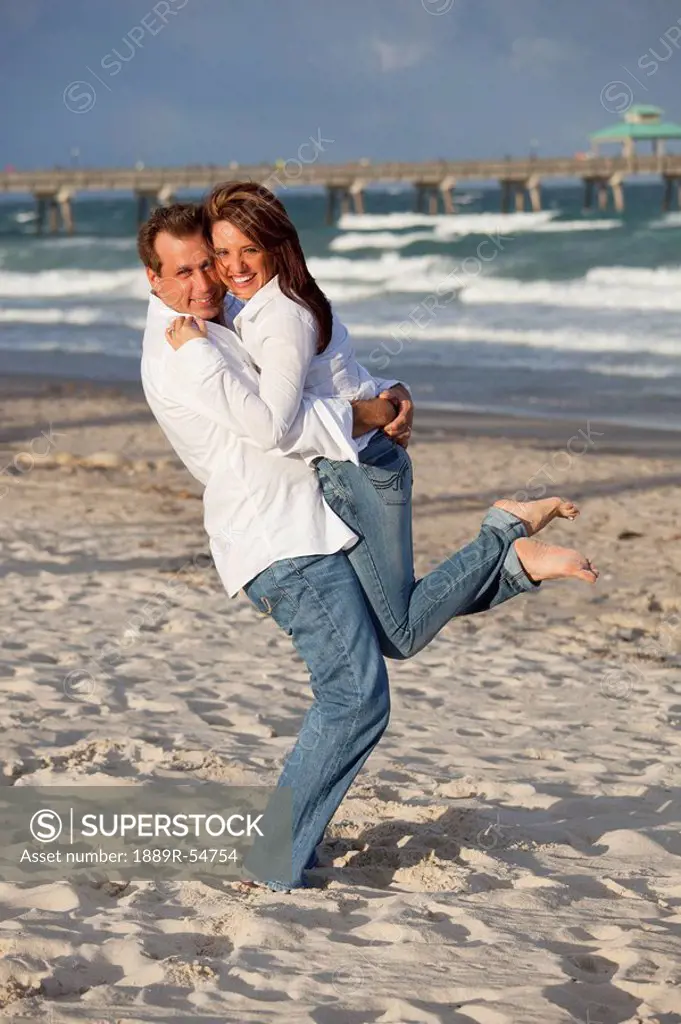 Fort Lauderdale, Florida, United States Of America, A Couple On The Beach