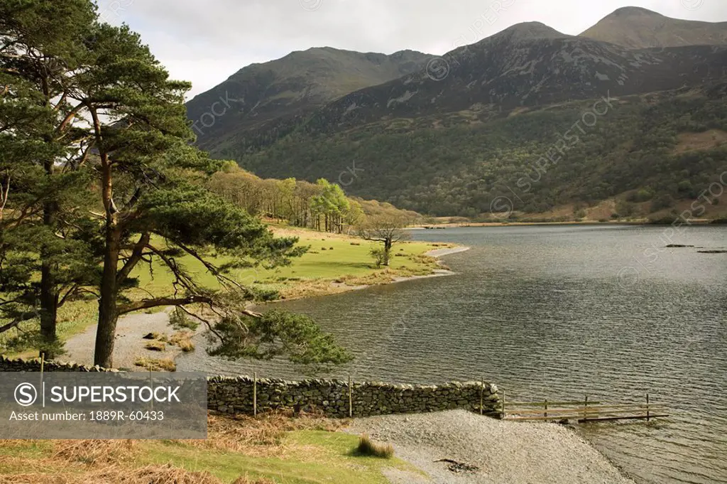 Cumbria, England, Crummock Water In Lake District National Park