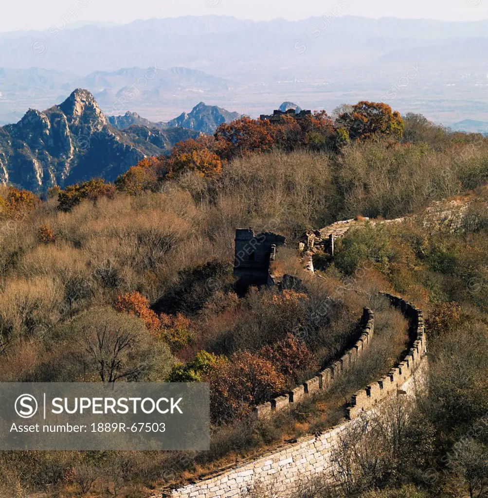 high angle view of mutianyu section of the great wall of china, beijing, china
