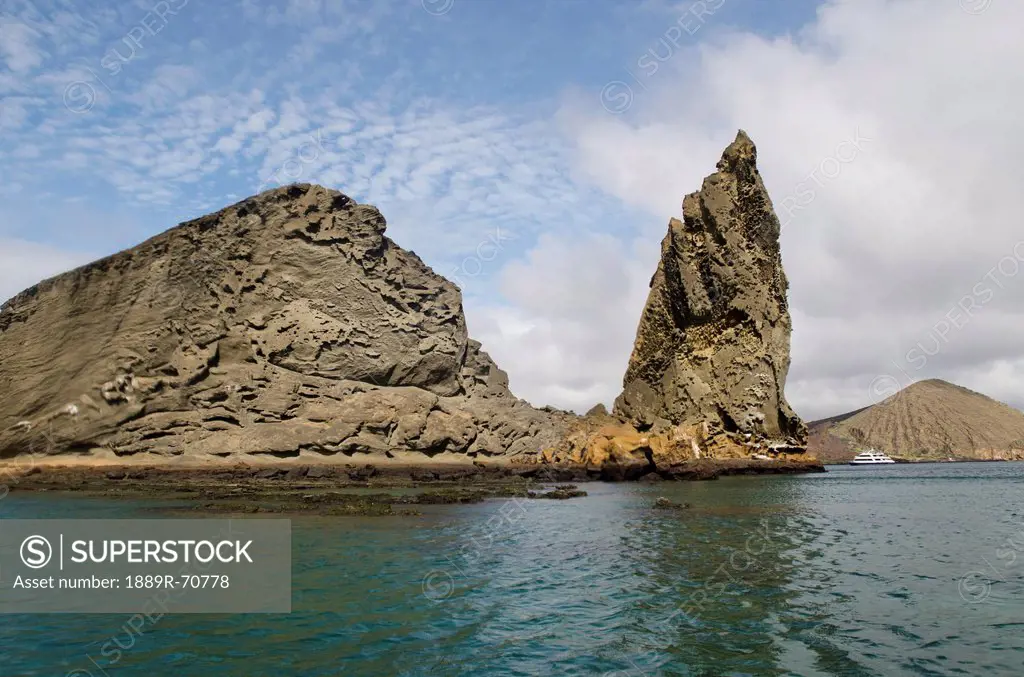pinnacle rock on bartolome island, galapagos, equador