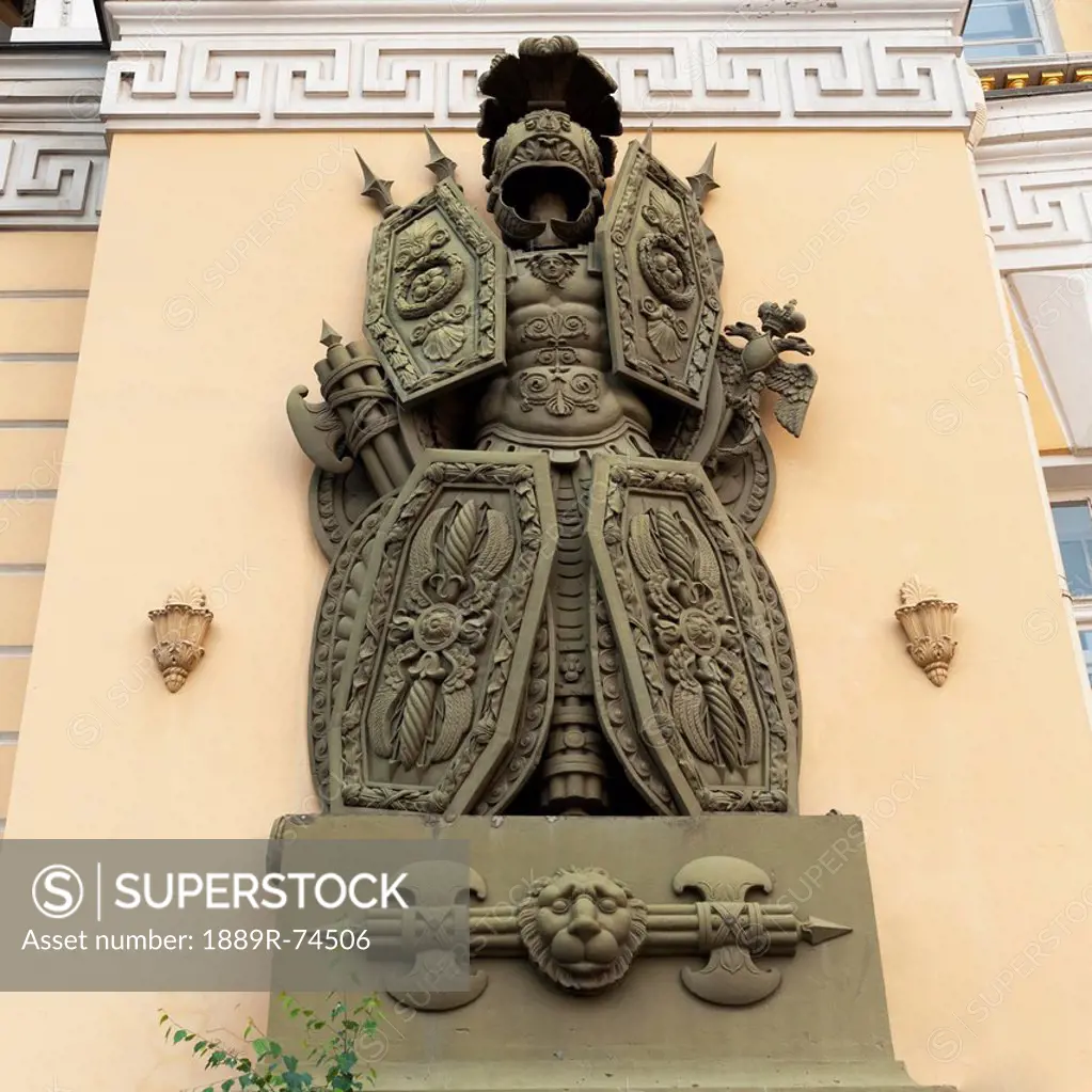 Statue of a soldier in full armour outside the general staff building, st. petersburg russia